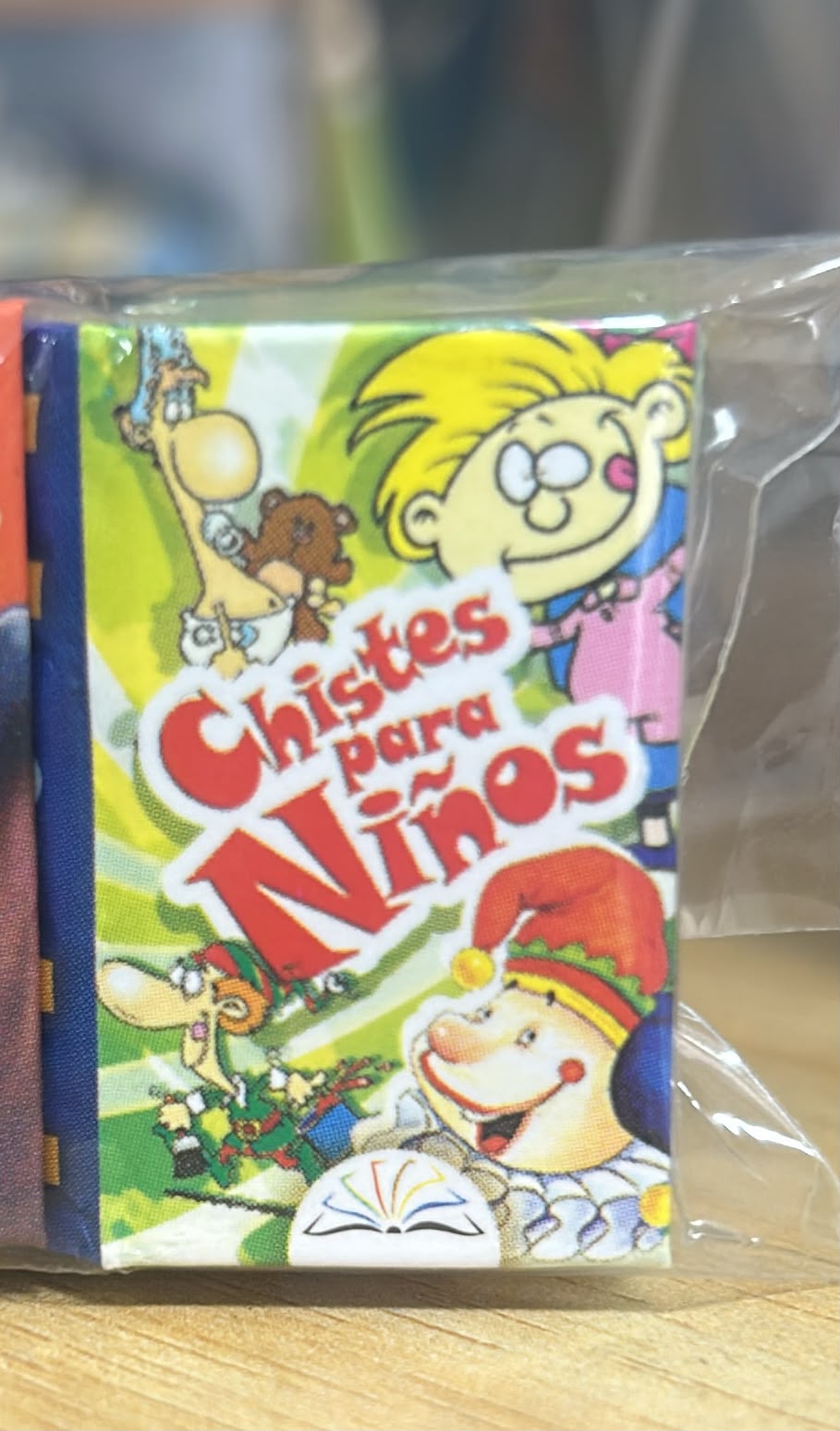 Los Libros Más Pequeños del Mundo . Chistes para niños