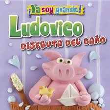 Ludovico disfruta el baño